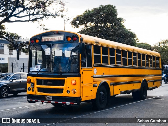 Autotransportes Pavas 00 na cidade de San José, San José, Costa Rica, por Sebas Gamboa. Número da foto: #12809078.