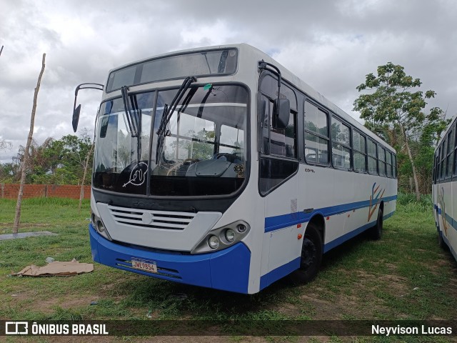 Ônibus Particulares 9B54 na cidade de Salinópolis, Pará, Brasil, por Neyvison Lucas. Número da foto: #12809314.