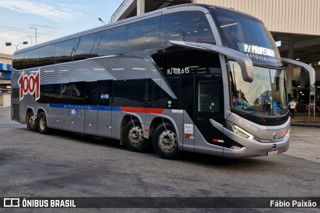 Auto Viação 1001 RJ 108.615 na cidade de Rio de Janeiro, Rio de Janeiro, Brasil, por Fábio Paixão. Número da foto: #12807965.