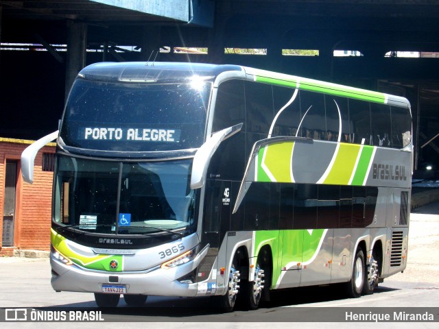 Brasil Sul Linhas Rodoviárias 3865 na cidade de Porto Alegre, Rio Grande do Sul, Brasil, por Henrique Miranda. Número da foto: #12807389.
