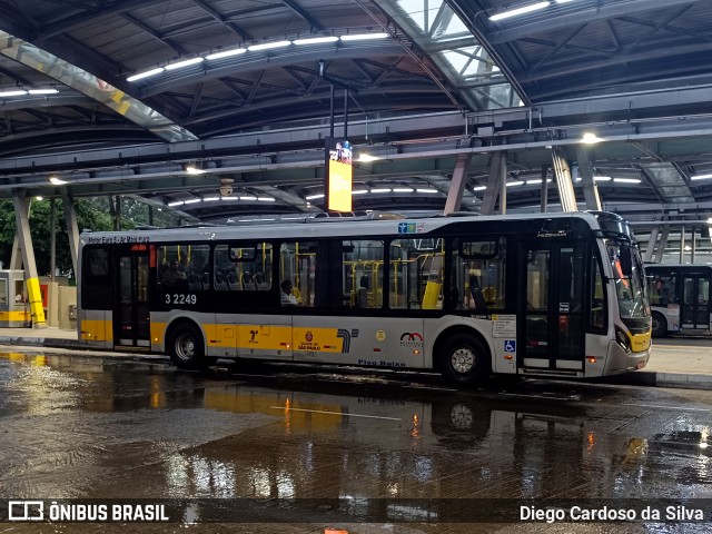 Viação Metrópole Paulista - Zona Leste 3 2249 na cidade de São Paulo, São Paulo, Brasil, por Diego Cardoso da Silva. Número da foto: #12808335.