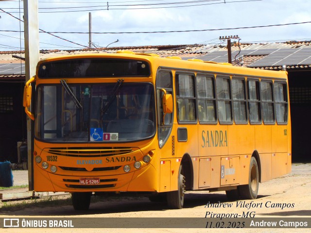 Viação Sandra 10532 na cidade de Pirapora, Minas Gerais, Brasil, por Andrew Campos. Número da foto: #12809599.