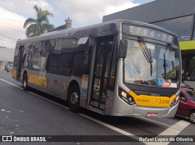 Viação Metrópole Paulista - Zona Leste 3 2100 na cidade de São Paulo, São Paulo, Brasil, por Rafael Lopes de Oliveira. Número da foto: #12810402.