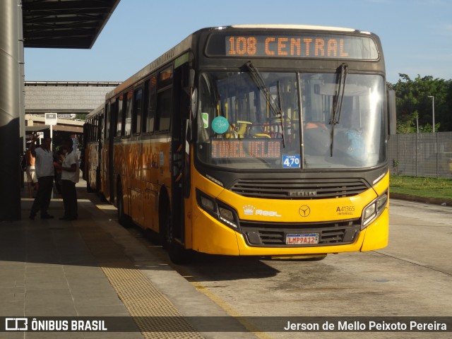 Real Auto Ônibus A41365 na cidade de Rio de Janeiro, Rio de Janeiro, Brasil, por Jerson de Mello Peixoto Pereira. Número da foto: #12810583.