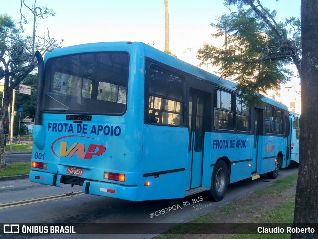 VAP - Viação Alto Petrópolis 001 na cidade de Porto Alegre, Rio Grande do Sul, Brasil, por Claudio Roberto. Número da foto: #12813818.