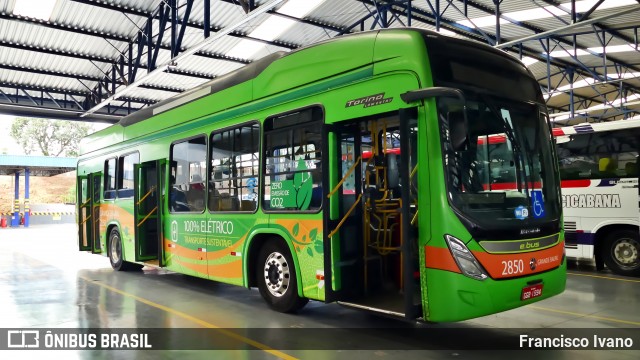 Transportes Coletivos Grande Bauru 2850 na cidade de Bauru, São Paulo, Brasil, por Francisco Ivano. Número da foto: #12813561.
