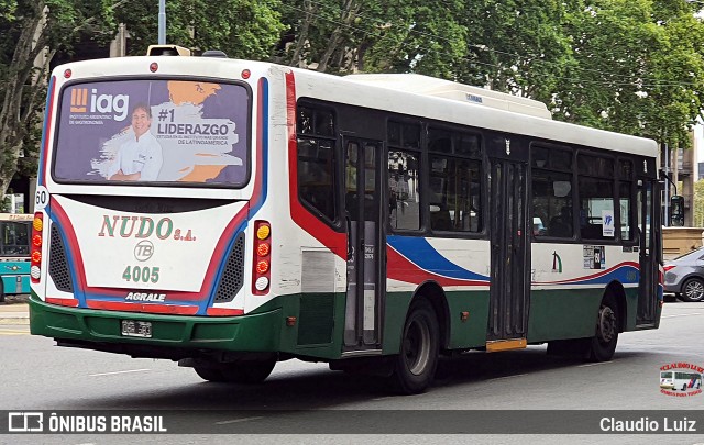 Nudo 4005 na cidade de Ciudad Autónoma de Buenos Aires, Argentina, por Claudio Luiz. Número da foto: #12813539.