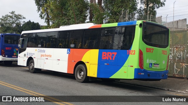 BR7 Mobilidade 1923 na cidade de São Bernardo do Campo, São Paulo, Brasil, por Luis Nunez. Número da foto: #12814361.