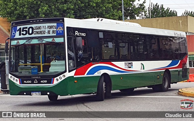Nudo 4051 na cidade de Ciudad Autónoma de Buenos Aires, Argentina, por Claudio Luiz. Número da foto: #12816865.