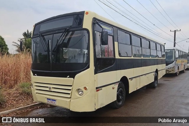 Ônibus Particulares  na cidade de Sorriso, Mato Grosso, Brasil, por Públio Araujo. Número da foto: #12817857.