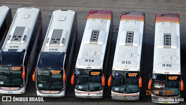 COT - Companhia Oriental de Transportes 914 na cidade de Montevideo, Montevideo, Uruguai, por Claudio Luiz. Número da foto: #12819023.