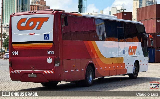 COT - Companhia Oriental de Transportes 914 na cidade de Montevideo, Montevideo, Uruguai, por Claudio Luiz. Número da foto: #12819231.