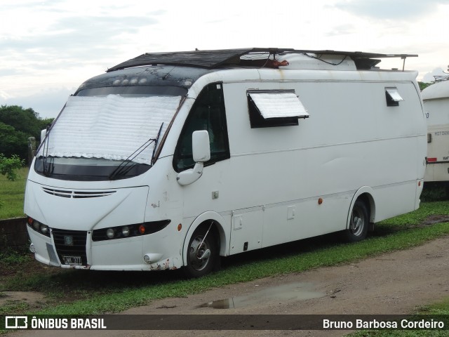 Motorhomes 377 na cidade de Florianópolis, Santa Catarina, Brasil, por Bruno Barbosa Cordeiro. Número da foto: #12819150.