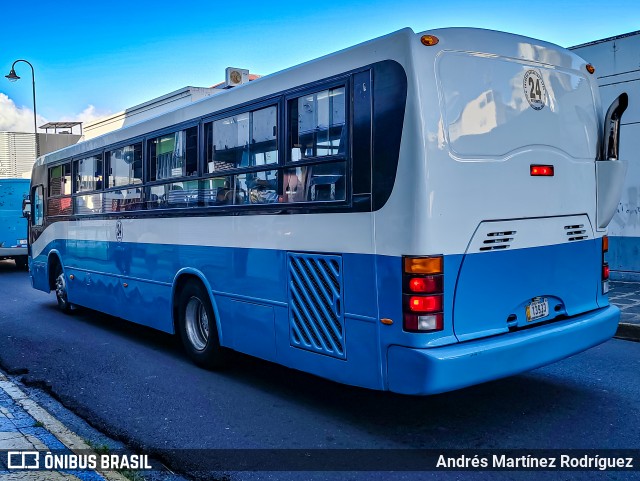 Buses Guadalupe 24 na cidade de Carmen, San José, San José, Costa Rica, por Andrés Martínez Rodríguez. Número da foto: #12817536.