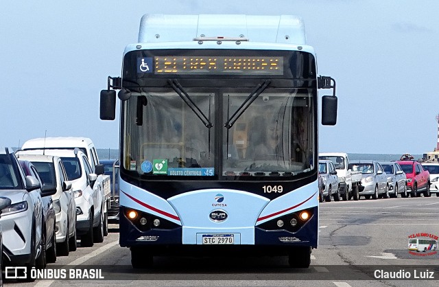 CUTCSA - Companhia Uruguaia de Transporte Coletivo 1049 na cidade de Montevideo, Montevideo, Uruguai, por Claudio Luiz. Número da foto: #12819325.