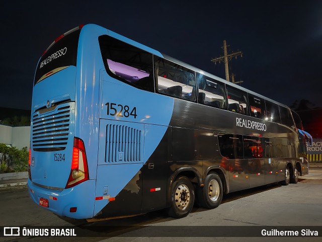 Real Expresso 15284 na cidade de Santos, São Paulo, Brasil, por Guilherme Silva. Número da foto: #12822845.