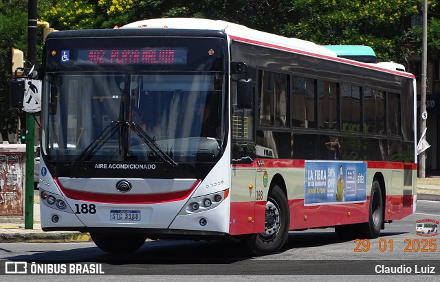 COETC - Cooperativa de Obreros y Empleados del Transporte Coletivo 188 na cidade de Montevideo, Montevideo, Uruguai, por Claudio Luiz. Número da foto: #12822449.