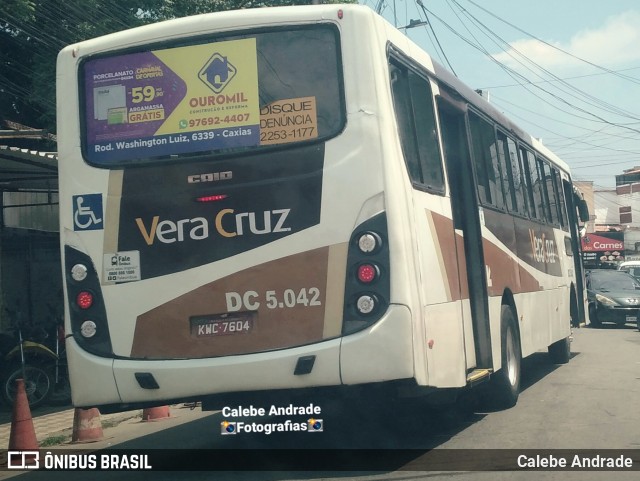 Auto Ônibus Vera Cruz DC 5.042 na cidade de Duque de Caxias, Rio de Janeiro, Brasil, por Calebe Andrade. Número da foto: #12821460.