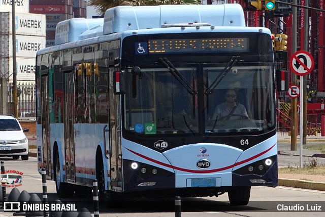 CUTCSA - Companhia Uruguaia de Transporte Coletivo 64 na cidade de Montevideo, Montevideo, Uruguai, por Claudio Luiz. Número da foto: #12822271.