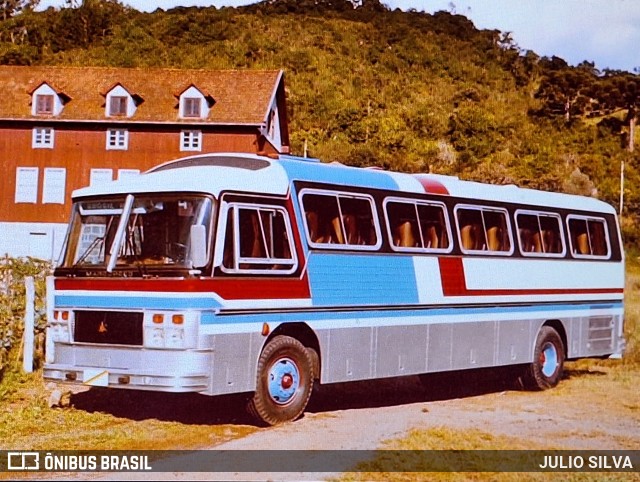 Marcopolo  na cidade de Caxias do Sul, Rio Grande do Sul, Brasil, por JULIO SILVA. Número da foto: #12821972.