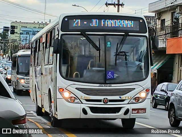 JTU - Jacareí Transporte Urbano 2.460 na cidade de Jacareí, São Paulo, Brasil, por Robson Prado. Número da foto: #12821226.