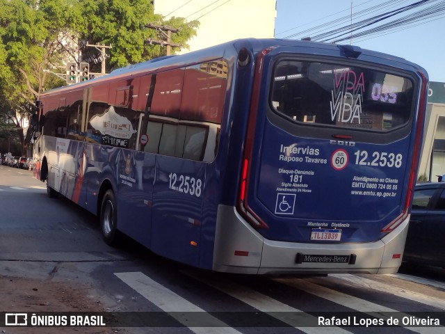 Auto Viação Bragança Metropolitana > Viação Raposo Tavares 12.2538 na cidade de São Paulo, São Paulo, Brasil, por Rafael Lopes de Oliveira. Número da foto: #12821232.