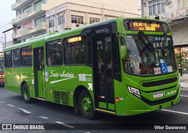 Transportes Santo Antônio RJ 161.214 na cidade de Duque de Caxias, Rio de Janeiro, Brasil, por Vitor Dasneves. Número da foto: #12821114.