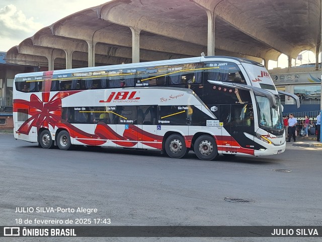 JBL Turismo 9400 na cidade de Porto Alegre, Rio Grande do Sul, Brasil, por JULIO SILVA. Número da foto: #12823942.