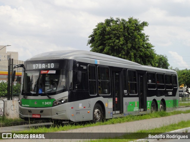 Viação Gato Preto 1 2431 na cidade de São Paulo, São Paulo, Brasil, por Rodolfo Rodrigues. Número da foto: #12823028.