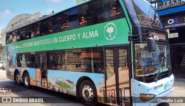CUTCSA - Companhia Uruguaia de Transporte Coletivo 2013 na cidade de Montevideo, Montevideo, Uruguai, por Claudio Luiz. Número da foto: #12824008.