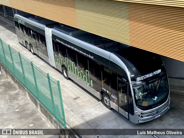 BRT Salvador 42011 na cidade de Salvador, Bahia, Brasil, por Luís Matheus Oliveira. Número da foto: #12827419.