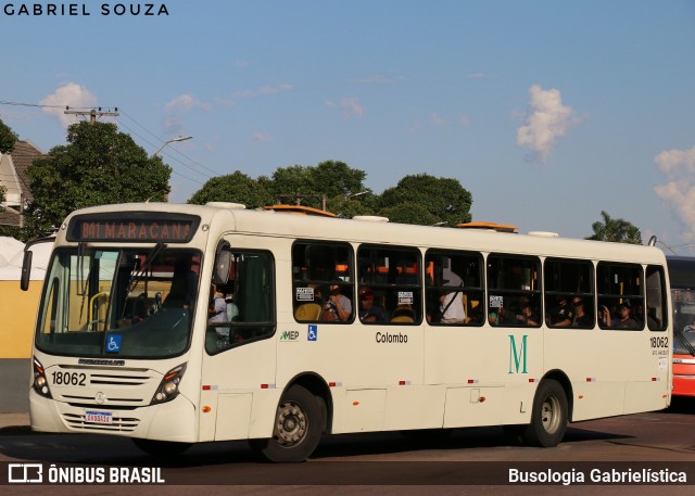 Viação Santo Ângelo 18062 na cidade de Curitiba, Paraná, Brasil, por Busologia Gabrielística. Número da foto: #12827363.