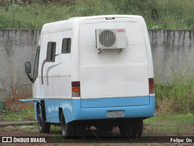 Motorhomes 9997 na cidade de Cascavel, Paraná, Brasil, por Felipe  Dn. Número da foto: #12827386.
