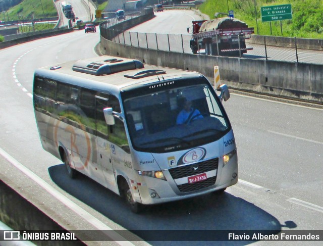 Baruel 2435 na cidade de Mairinque, São Paulo, Brasil, por Flavio Alberto Fernandes. Número da foto: #12826098.