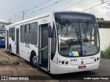Expresso Royal 2155 na cidade de Londrina, Paraná, Brasil, por André Aguirra Taioqui. Número da foto: #12826420.