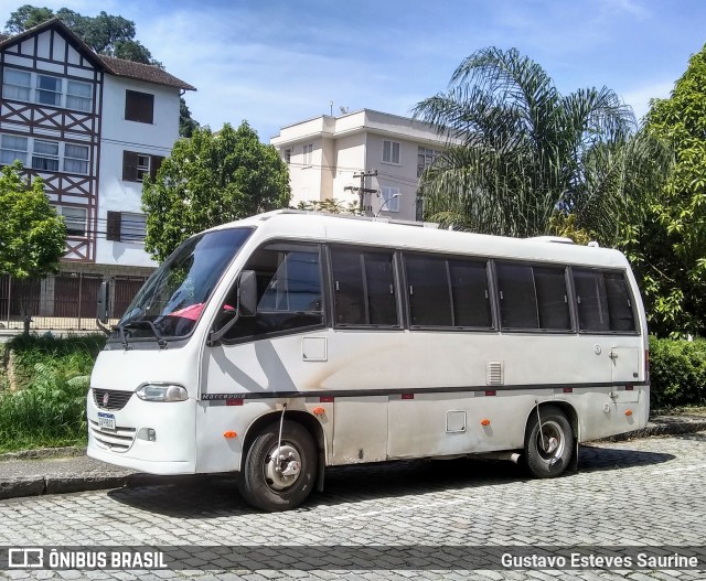 Motorhomes 9B82 na cidade de Petrópolis, Rio de Janeiro, Brasil, por Gustavo Esteves Saurine. Número da foto: #12784191.