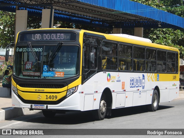 Viação Cidade de Maceió 1409 na cidade de Maceió, Alagoas, Brasil, por Rodrigo Fonseca. Número da foto: #12785797.