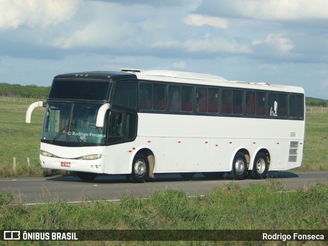 Ônibus Particulares 0188 na cidade de Jaramataia, Alagoas, Brasil, por Rodrigo Fonseca. Número da foto: #12785775.