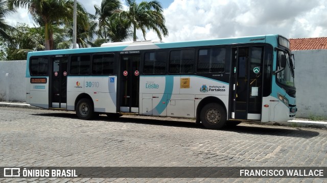 Via Urbana 30910 na cidade de Fortaleza, Ceará, Brasil, por FRANCISCO WALLACE. Número da foto: #12785235.