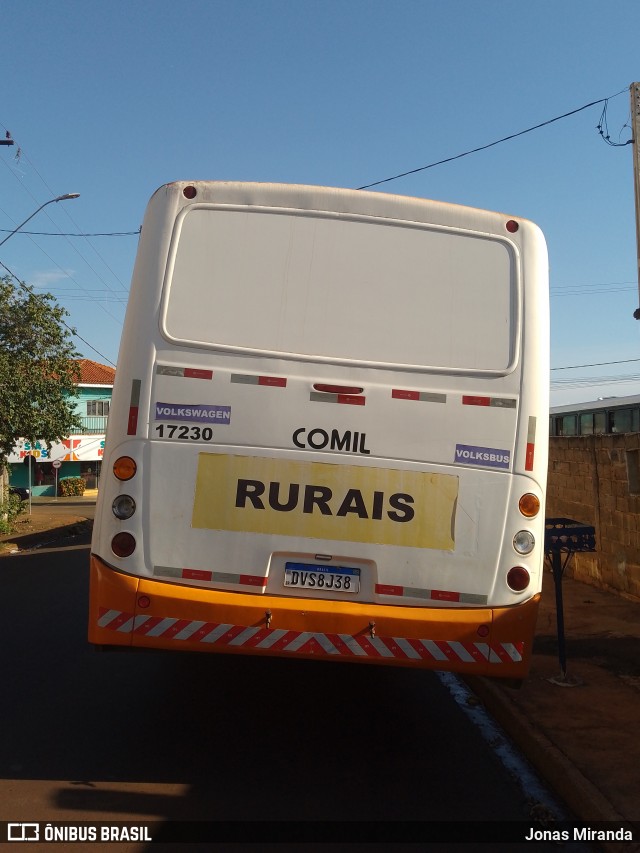 Ônibus Particulares RURAIS na cidade de Dumont, São Paulo, Brasil, por Jonas Miranda. Número da foto: #12828463.