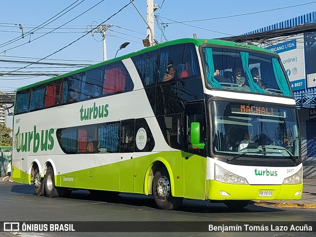 TurBus 2417 na cidade de Estación Central, Santiago, Metropolitana de Santiago, Chile, por Benjamín Tomás Lazo Acuña. Número da foto: #12829918.