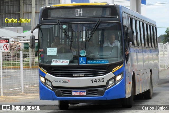 Primeira Classe Transportes 1435 na cidade de Goiânia, Goiás, Brasil, por Carlos Júnior. Número da foto: #12832051.