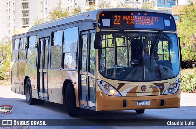 Micro Ltda 96 na cidade de Punta del Este, Maldonado, Uruguai, por Claudio Luiz. Número da foto: #12834277.