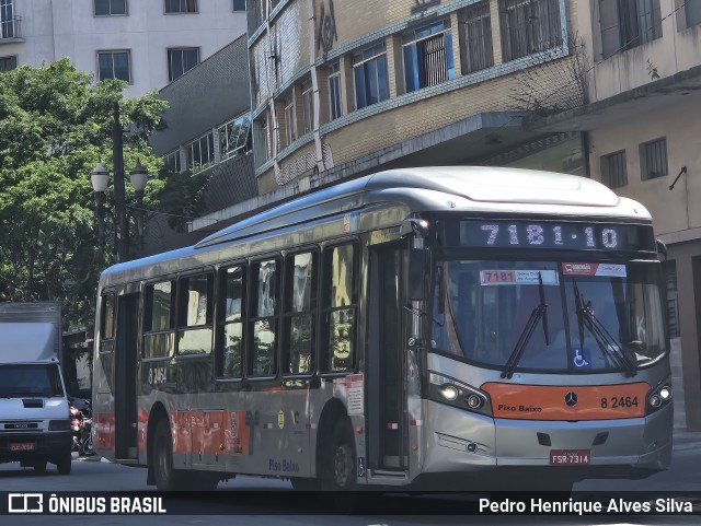 Viação Gato Preto 8 2464 na cidade de São Paulo, São Paulo, Brasil, por Pedro Henrique Alves Silva. Número da foto: #12832212.