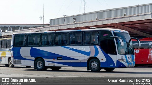 SCTA - Sociedad Cooperativa Tecali de Autotransportes 32 na cidade de Puebla, Puebla, México, por Omar Ramírez Thor2102. Número da foto: #12832247.