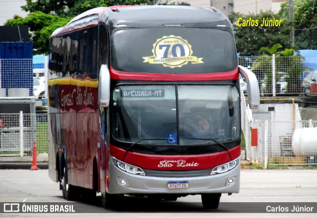Expresso São Luiz 10000 na cidade de Goiânia, Goiás, Brasil, por Carlos Júnior. Número da foto: #12832592.