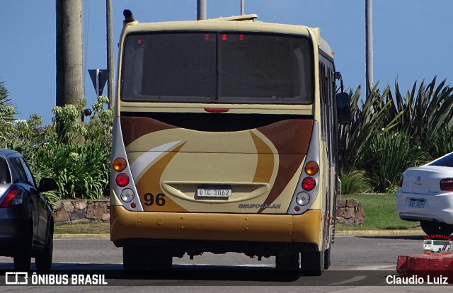Micro Ltda 96 na cidade de Punta del Este, Maldonado, Uruguai, por Claudio Luiz. Número da foto: #12834279.