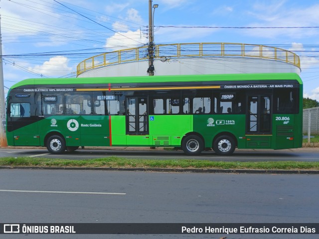 HP Transportes Coletivos 20.806 na cidade de Aparecida de Goiânia, Goiás, Brasil, por Pedro Henrique Eufrasio Correia Dias. Número da foto: #12832506.