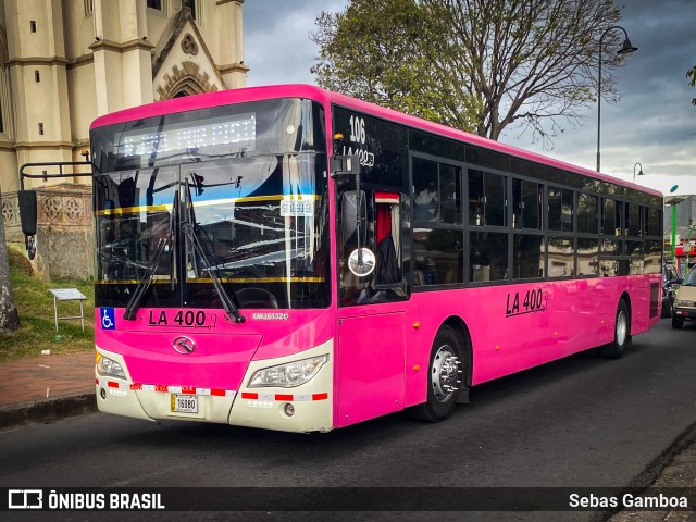 La 400 106 na cidade de Merced, San José, San José, Costa Rica, por Sebas Gamboa. Número da foto: #12832359.