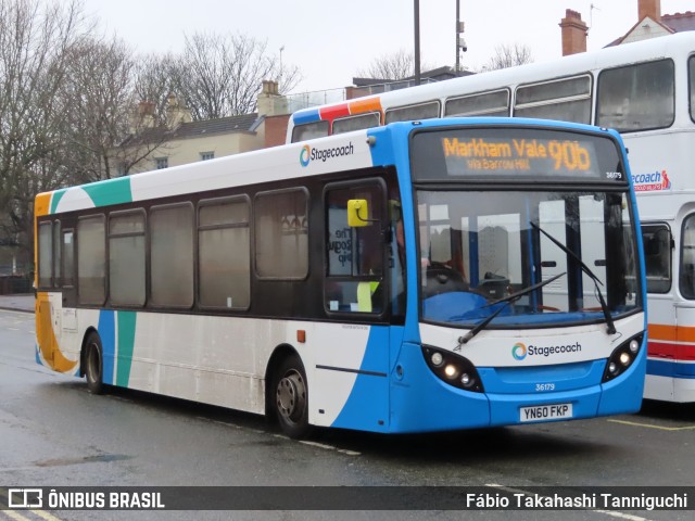 Stagecoach 36179 na cidade de Chesterfield, Derbyshire, Inglaterra, por Fábio Takahashi Tanniguchi. Número da foto: #12834899.